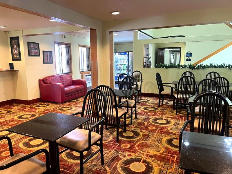 デイズ イン バイ ウィンダム フォートドッジ (Days Inn by Wyndham Fort Dodge)の写真