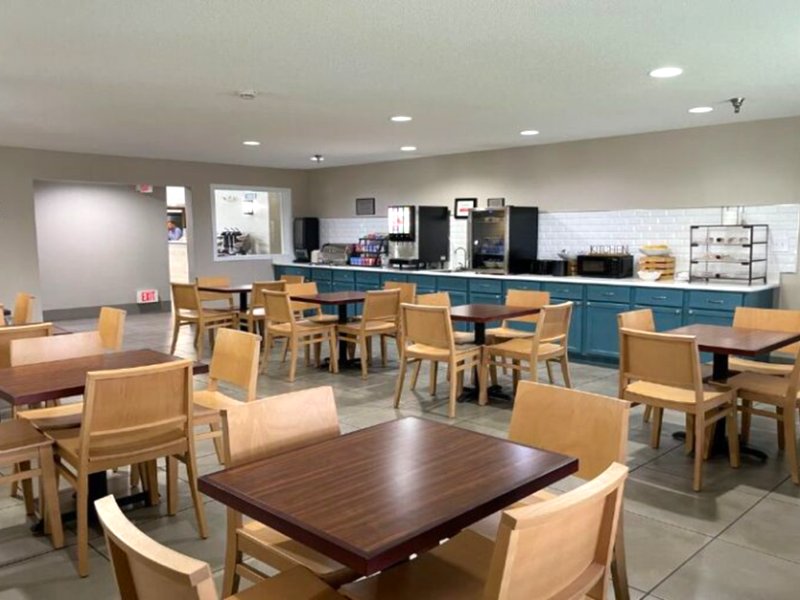 HARMONY INN & SUITESの写真