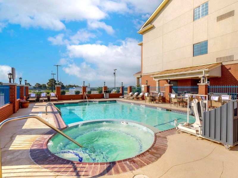 ベストウェスタン プラス スイートウォーター イン アンド スイーツ (Best Western Plus Sweetwater Inn and Suites)の写真