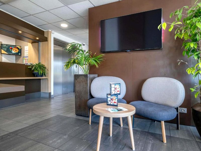 B&B HOTEL Niort Marais Poitevin Estの写真