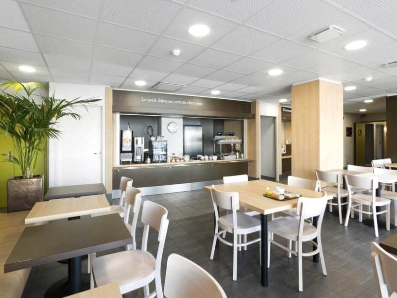 B&B HOTEL Niort Marais Poitevin Estの写真