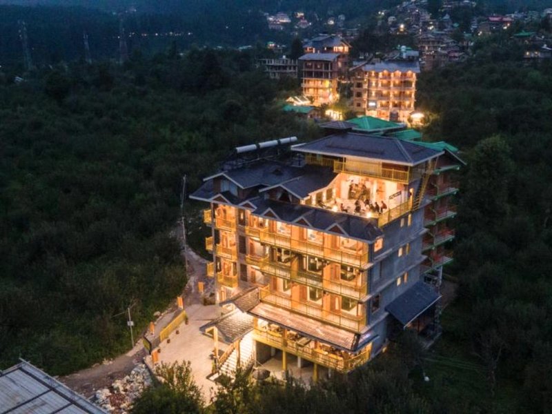 The Hosteller Old Manali, Manu Templeの写真
