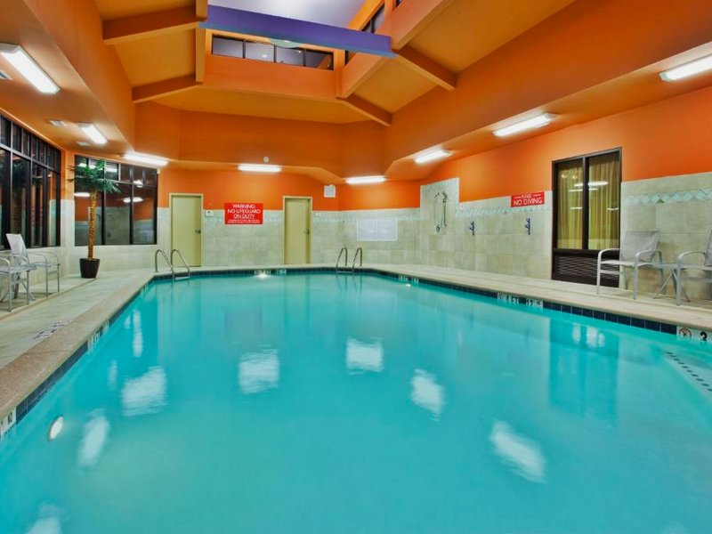 Holiday Inn Express Hotel & Suites Atlanta-Cumming By IHGの写真