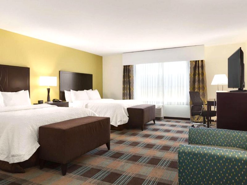 ハンプトン イン フェアモント (Hampton Inn Fairmont)の写真