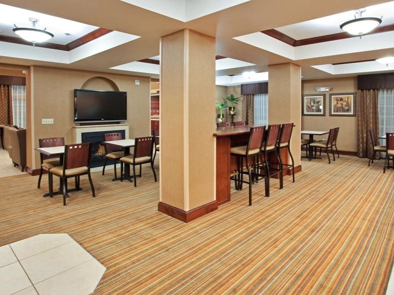 Holiday Inn Express Hotel & Suites Willows By IHGの写真