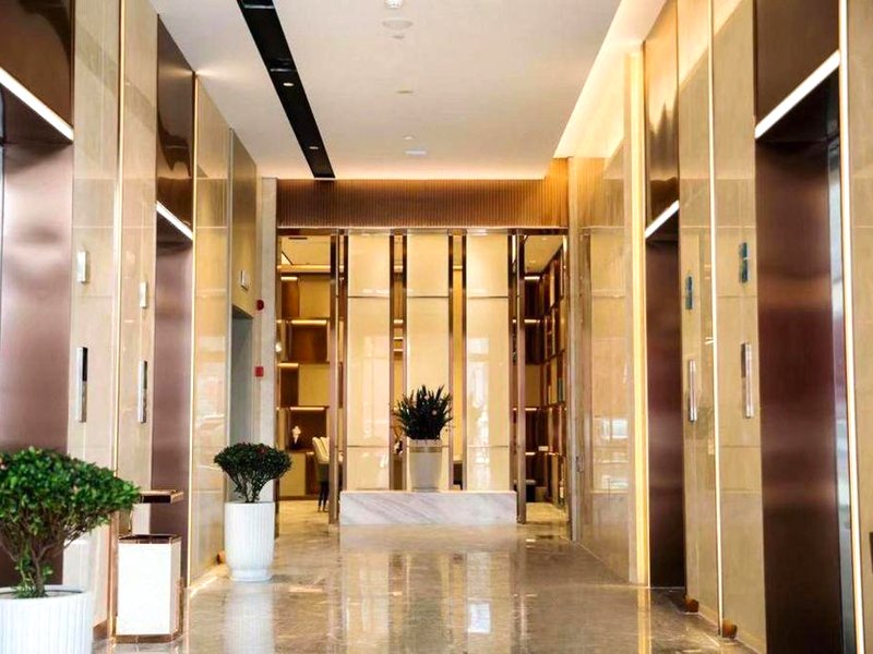 Lavande Hotel (Xianning Wenquan Center Huatan)の写真