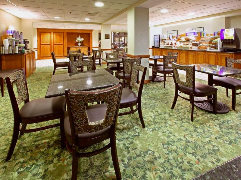Holiday Inn Express Hotel & Suites Harrison By IHGの写真