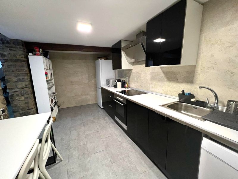 ［ビエスカス］一軒家（150m²）｜ 3ベッドルーム／3バスルーム (Casa Girasol Biescas)の写真