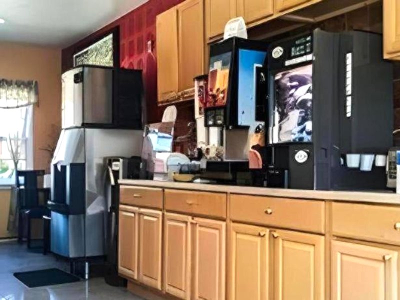 トラベロッジ バイ ウィンダム ベイ ショア ロング アイランド (Travelodge by Wyndham Bay Shore Long Island)の写真