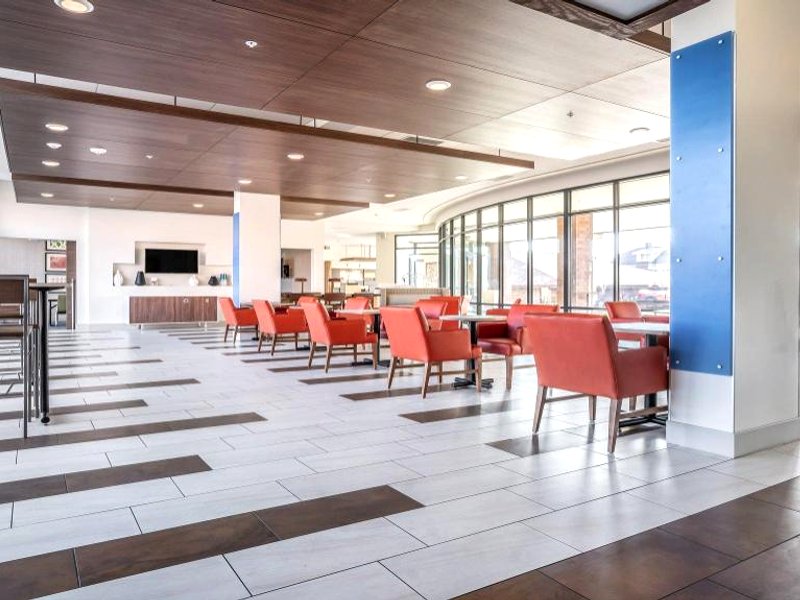 Holiday Inn Express & Suites Platteville By IHGの写真
