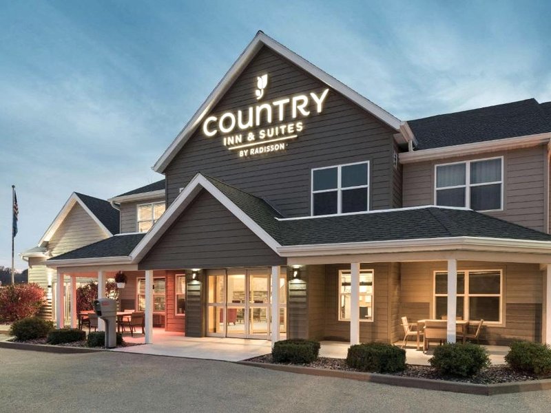 Country Inn & Suites by Radisson, Platteville, WIの写真
