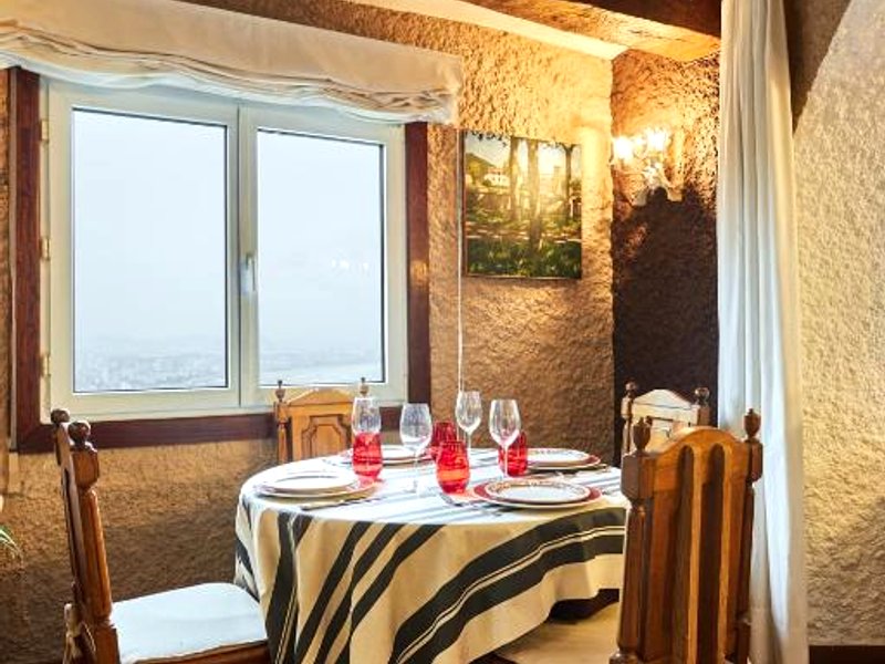 Hotel Restaurante Gastronómico RISCOの写真