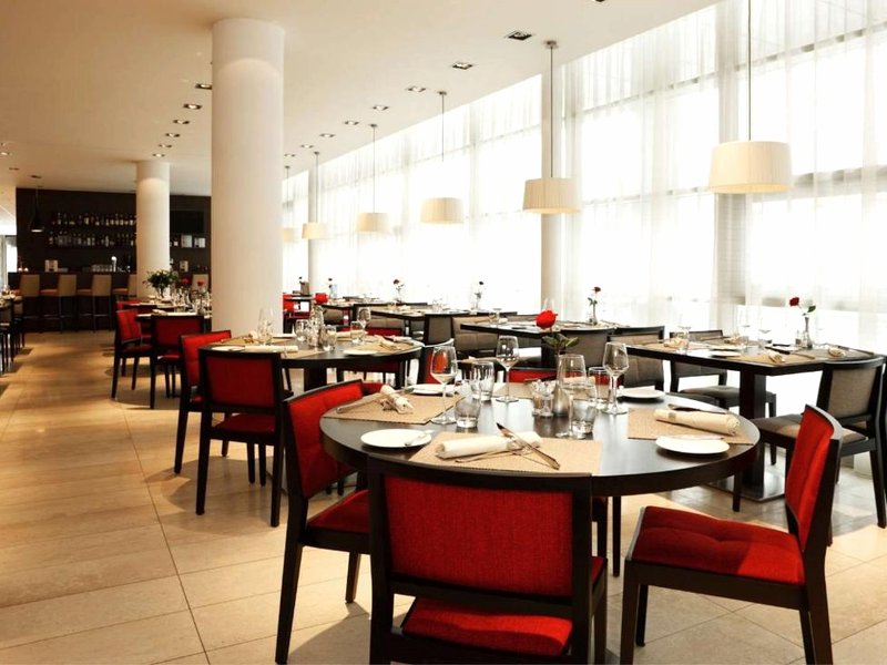 NH アメルスフォールト ホテル (NH Amersfoort Hotel)の写真
