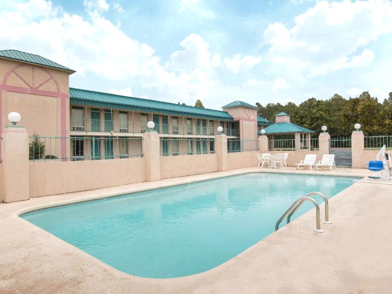 デイズ イン バイ ウィンダム ウェスト ポイント (Days Inn by Wyndham West Point)の写真