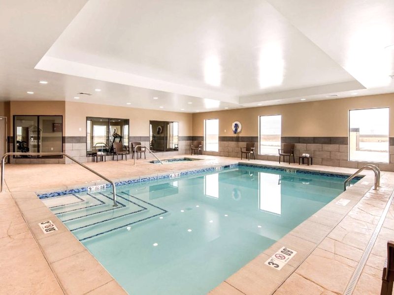 コンフォート スイーツ (Comfort Suites)の写真