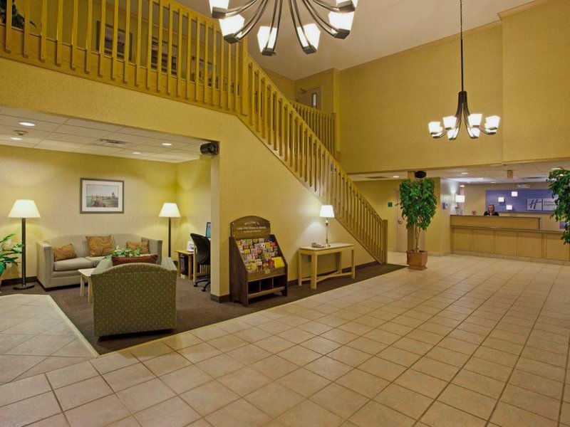 Holiday Inn Express Vermilion By IHGの写真
