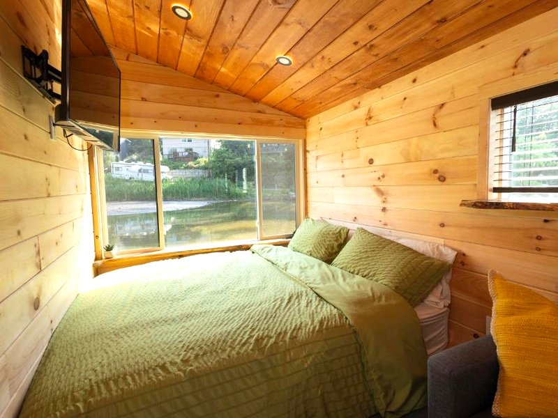 Floating Tiny Home #1の写真