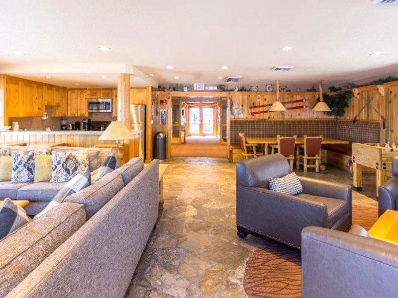 Red Wolf Lodge at Olympic Valleyの写真