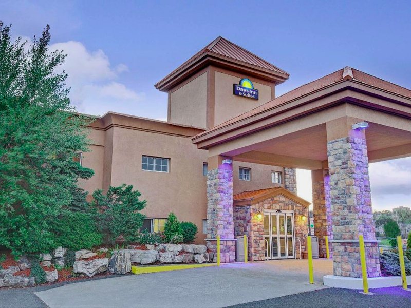 デイズ イン バイ ウィンダム リッジフィールド NJ (Days Inn by Wyndham Ridgefield NJ)の写真