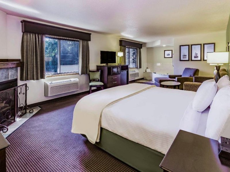 アメリクイン バイ ウィンダム ハンプトン (AmericInn by Wyndham Hampton)の写真