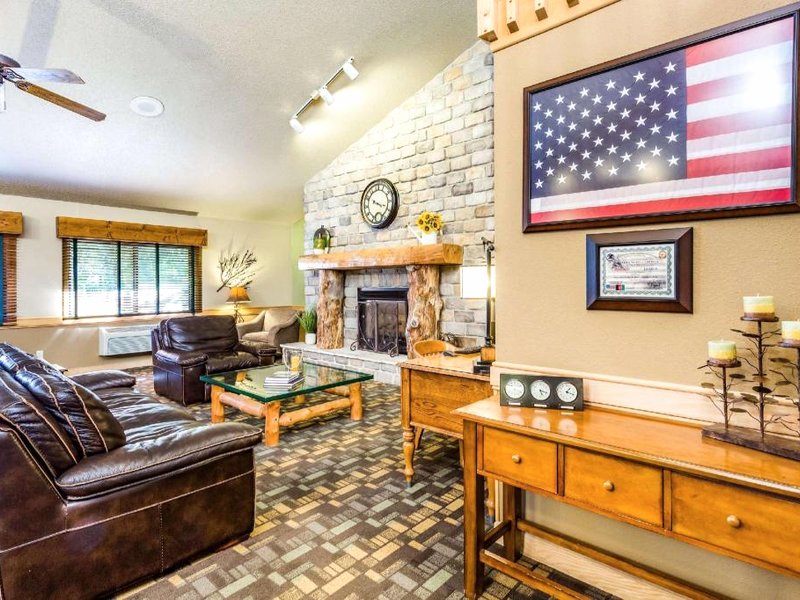 アメリクイン バイ ウィンダム ハンプトン (AmericInn by Wyndham Hampton)の写真