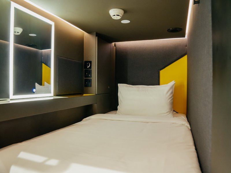 カプセルトランジット スリープ ラウンジ KLIA T1 エアポート ホテル ランドサイド パブリック エリア レベル 5 (CapsuleTransit Sleep Lounge KLIA T1, Airport Hotel - Landside, Public Area, Lvl 5)の写真