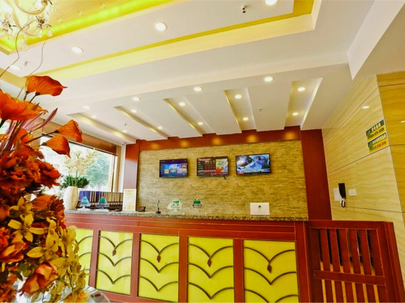 グリーンツリー イン ジャンシー ジウジャン レイルウェイ ステーション (GreenTree Inn JiangXi JiuJiang Railway Station)の写真