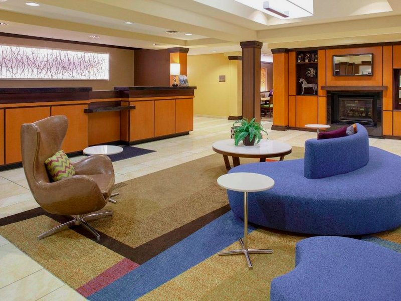 フェアフィールド イン&スイーツ シーモア (Fairfield Inn & Suites Seymour)の写真