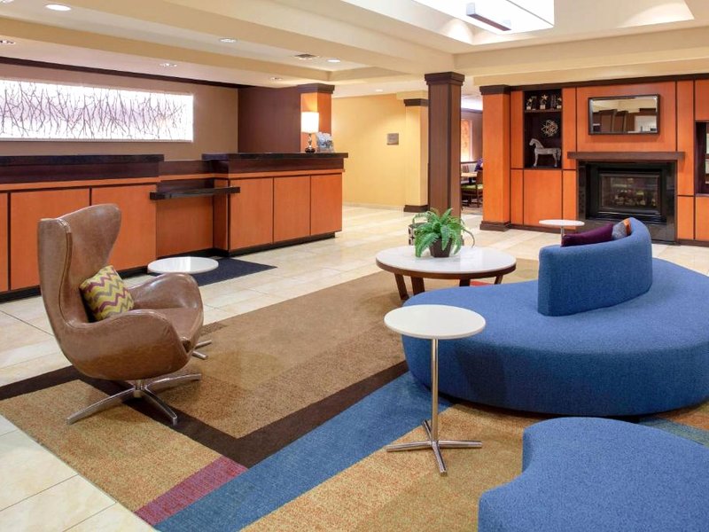 フェアフィールド イン&スイーツ シーモア (Fairfield Inn & Suites Seymour)の写真