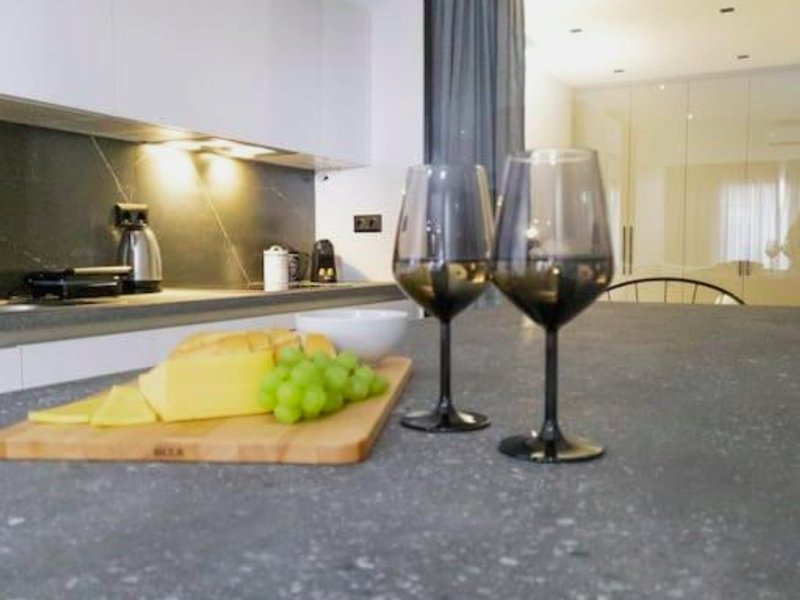 Azalea Suite - 5 min drive to Piraeus Portの写真
