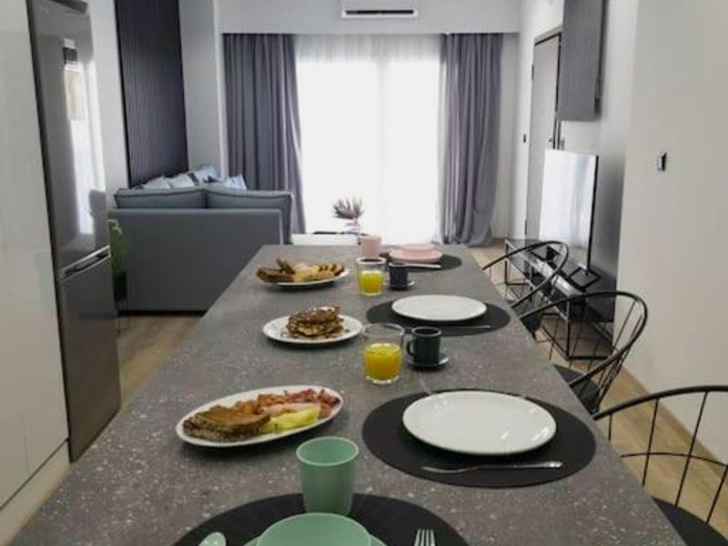 Azalea Suite - 5 min drive to Piraeus Portの写真