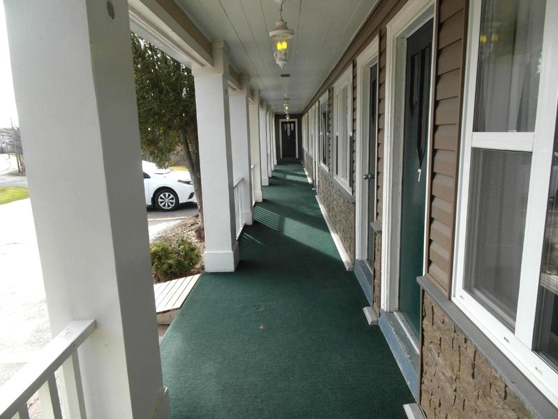 The Lionstone Inn Motel and Cottagesの写真