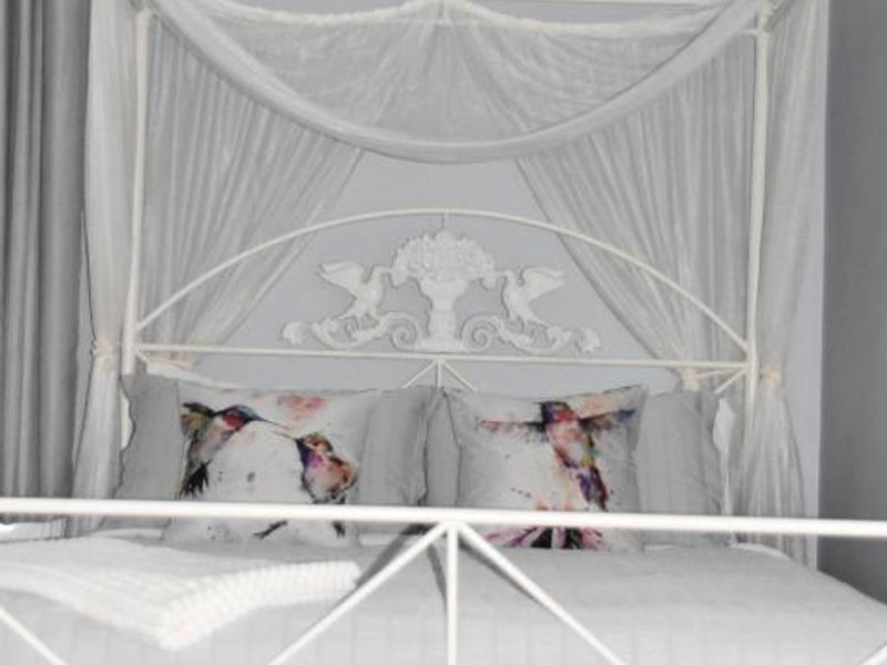 Seabank House Bed and Breakfast Hummingbirdの写真