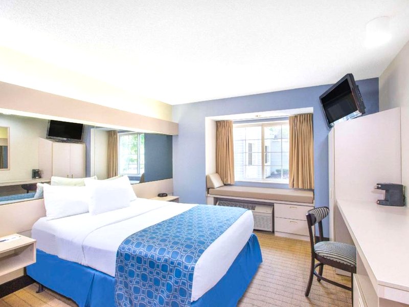 Microtel Inn & Suites by Wyndham Seneca Fallsの写真