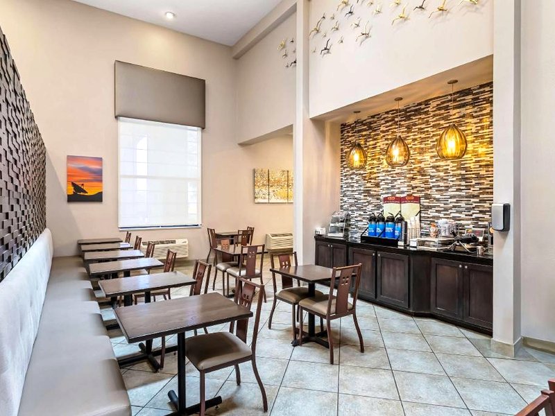 ベストウェスタン ソコロ ホテル アンド スイーツ (Best Western Socorro Hotel and Suites)の写真