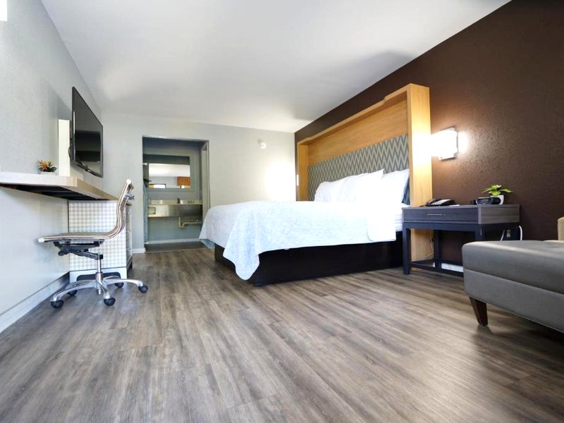 Columbus Inn and Suitesの写真