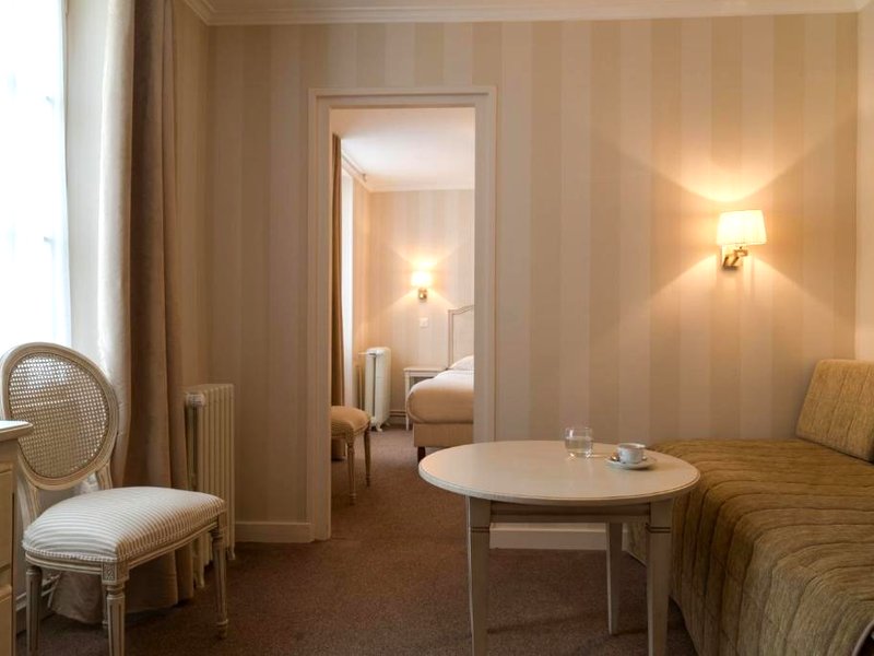 Hostellerie des Trois Pigeons, Paray-le-Monialの写真