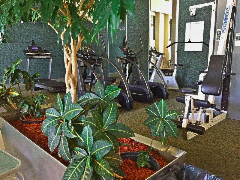ザ グリーンウェル イン アンド コンベンション センター (The Greenwell Inn and Convention Center)の写真