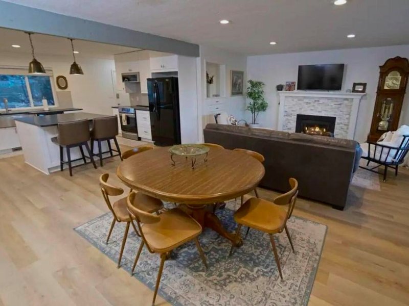 Nine Mile Ranch 4br, Views, Office, Fireplaceの写真