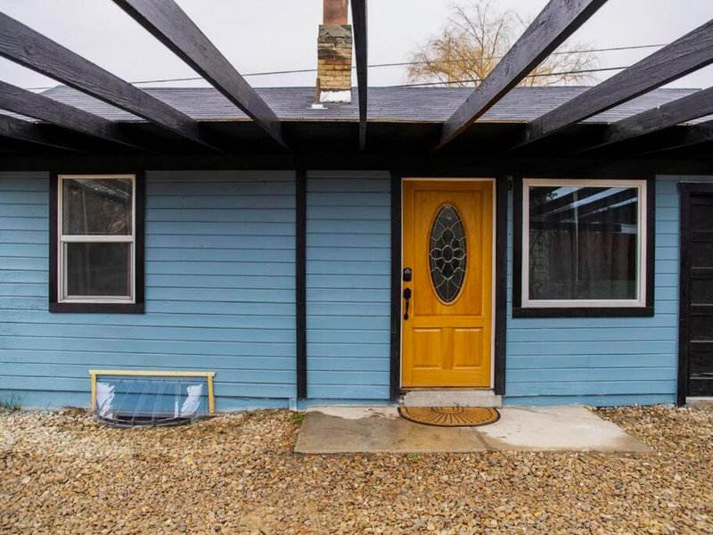 2 bed 1 bath cottage homeの写真