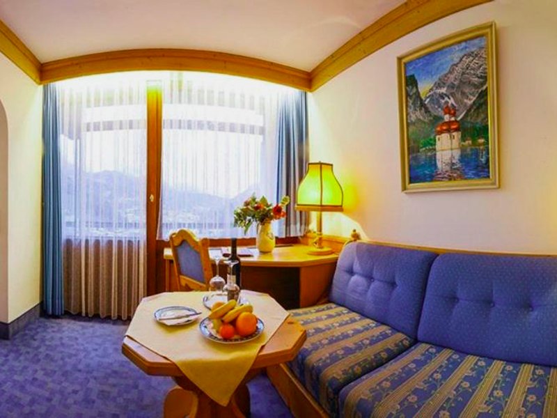 ホテル フィア ヤーレスツァイテン (Hotel Vier Jahreszeiten)の写真
