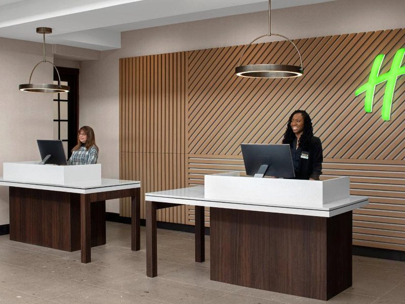 ホリデイ イン ハズブルック ハイツ メドウランズ バイ IHG (Holiday Inn Hasbrouck Heights-Meadowlands By IHG)の写真