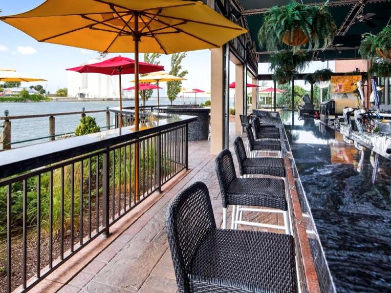 ベストウェスタン プラス オスウィーゴ ホテル アンド カンファレンス センター (Best Western Plus Oswego Hotel and Conference Center)の写真