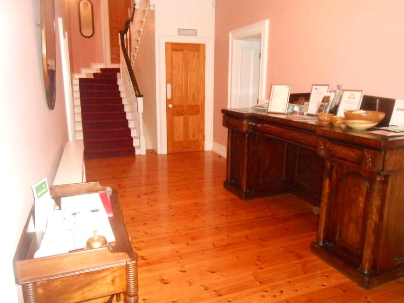 Dundrum Houseの写真