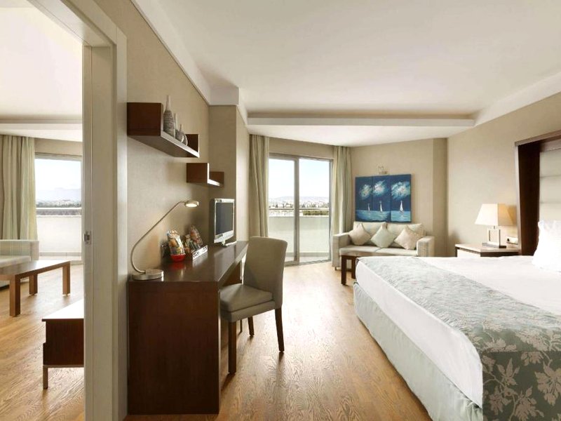ラマダ プラザ バイ ウィンダム アンタルヤ (Ramada Plaza by Wyndham Antalya)の写真