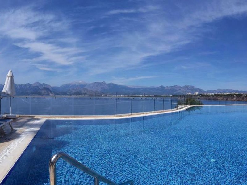 ラマダ プラザ バイ ウィンダム アンタルヤ (Ramada Plaza by Wyndham Antalya)の写真
