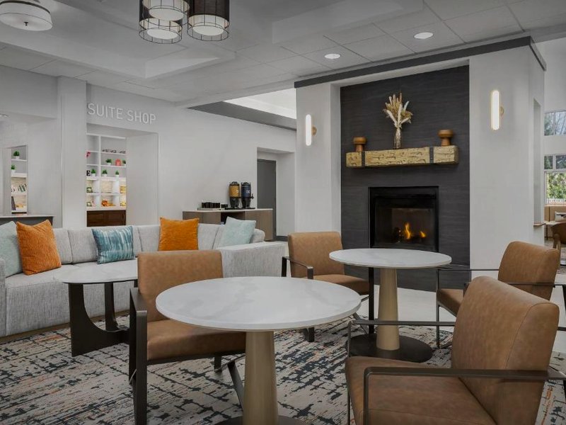 ホームウッドスイーツバイヒルトン クリーブランド-ソロン (Homewood Suites by Hilton Cleveland-Solon)の写真