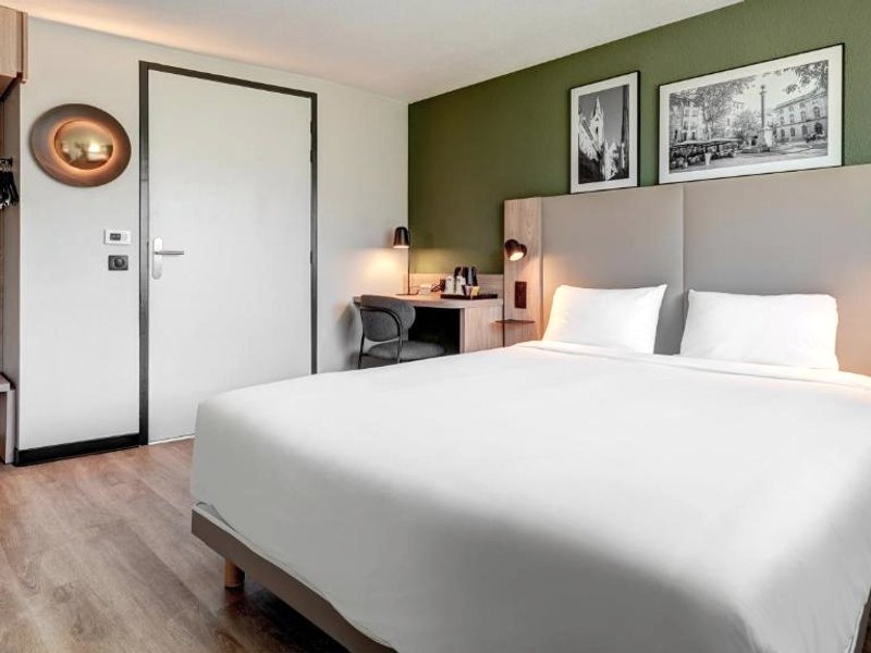 カンパニル セルジィ ポントワーズ ホテル (Campanile Cergy Pontoise Hotel)の写真