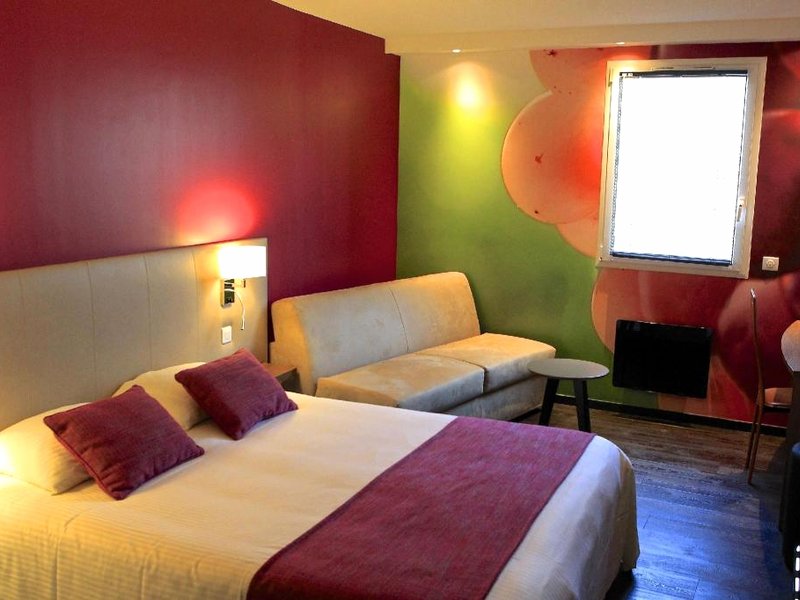 ホテル クオリス ランス タンクー (Hotel Qualys Reims-Tinqueux)の写真