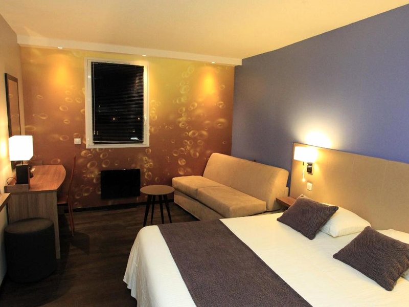 ホテル クオリス ランス タンクー (Hotel Qualys Reims-Tinqueux)の写真